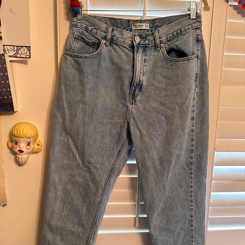 PULL AND BEAR STRAIGHT LEG JEANS!! SIZE 10